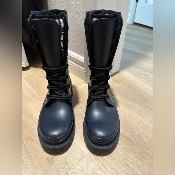 Authentic Dior boots blue size 7.5has box and recipt - Picture 2 of 8